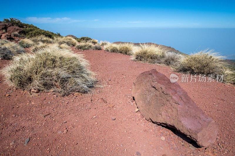 西班牙特内里费岛El Teide国家公园的熔岩风景